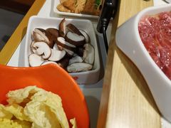 -浪里寻·臻牛养生牛肉火锅(方圆荟店)