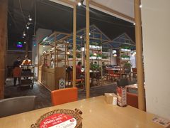-渝信川菜 · 川味家常菜(财富购物中心店)