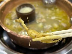 -朴小妹人参鸡汤火锅(长白山万达店)