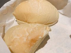 雪山奶露包-小炳胜(卓悦中心店)