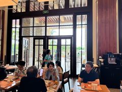 -亚龙湾希尔顿自助餐厅·海鲜·烧烤·沙滩BBQ·现场乐队