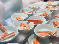 -雍容荟活帝王蟹活龙虾自助(苏宁旗舰店)