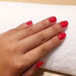 -进巍美甲美睫店