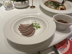 -醉辉皇上海之巅(上海中心大厦店)