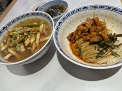 -鲁达面馆本帮风味(共康东路店)