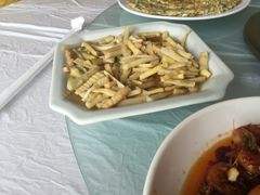 -天乐农家鱼头王(天目湖店)