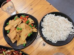 -二钳洞庭虾蟹·江湖菜(成都鹭岛店)