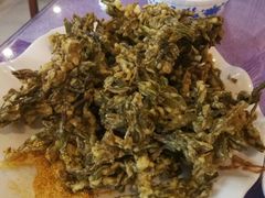 炸花椒芽-钰田大院·碳烤虹鳟鱼·怀柔地道农家菜(雁栖湖店)