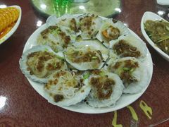 蒜蓉粉丝蒸扇贝-叶存利海鲜大馅饺子(东戴河止锚湾店)
