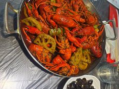 -指爱龙虾(金杨路总店)