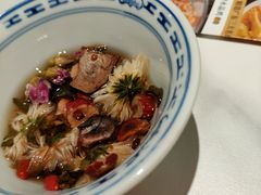 -首秀·四川料理(吾悦广场店)