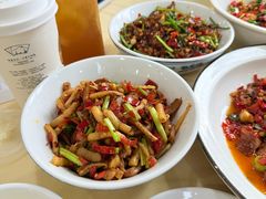 -笨罗卜浏阳菜馆(太平街店)
