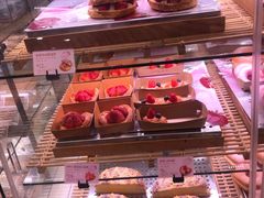 -巴黎贝甜(华堂新辰汇店)