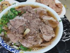 -赵氏牛肉罩火烧