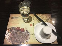 餐具摆设-HIHE Bistro·Oyster Bar(华熙live店)