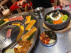 -哈哈碳都·牛肋条无限自助烤肉(台江万达店)