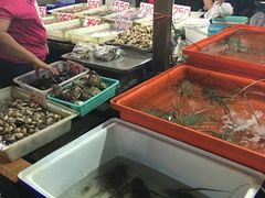 -拉威海鲜市场