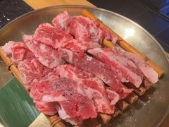 -韩烧牛中牛·甄选黑牛烤肉(黑金店)
