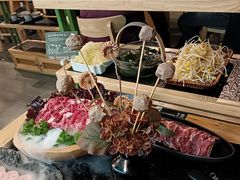 -鹿鸣山草本茶香火锅(园西路店)