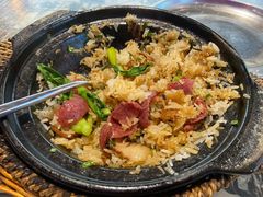 广式腊味煲仔饭-捞围鲜·港式打边炉(海阳路店)