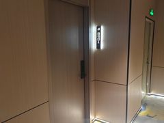 -雅宜酒店(广州黄埔大沙东地铁站店)
