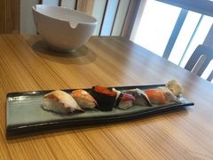 -花和海鲜自助(梅江店)