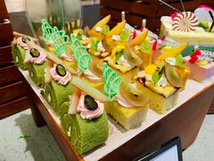 -海口绿发希尔顿酒店-田园汇自助餐·三文鱼·海鲜