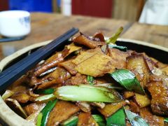 五花肉焖笋-和记菜馆