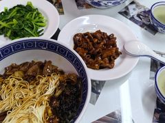 -沪西老弄堂面馆(定西路店)