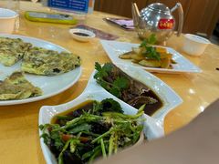 -鹏城人家海鲜酒家·23年老字号(较场尾店)