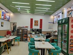 -汤小云火锅米线(钻汇广场店)