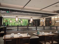 -山涧肴·湘味家肴(松岗满纷天地店)