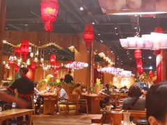 大堂-老滇山寨•云南特色菜•地方菜•民族风情歌舞表演(金碧店)