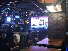 -爱啤精酿·民谣酒馆(滨江店)