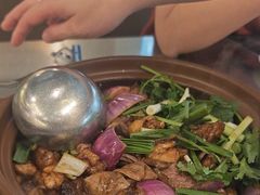 -胡须佬鸡煲四季火锅店(石厦西村直营店)