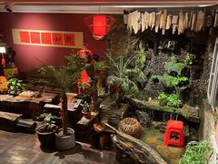 -大匠工房古船木艺术餐厅·猪肚鸡专门店(长白仙岛店)