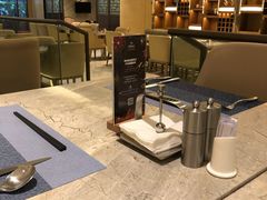 大堂-西安高新希尔顿酒店·咖啡露台西餐厅