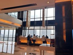 -上海龙之梦万丽酒店