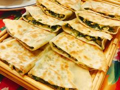 -闯关东东北农家菜(崂山石老人店)