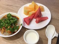 -乐领拈花溪·林涧食韵