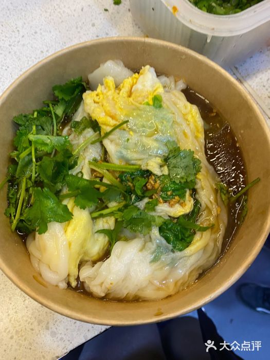 庄记烧腊·肠粉·生鲜煲鸡蛋瘦肉肠粉图片
