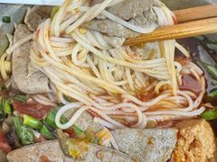 -铁锅哥米线