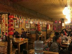 -闯关东东北农家菜(崂山石老人店)