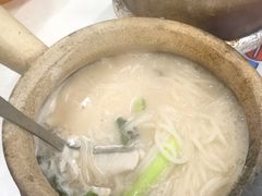 -长城砂煲田鸡粥