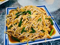 -八两八金·莱芜特色炒鸡(市南漳浦路店)