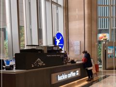 -瑞幸咖啡(青秀区龙光世纪A座店)