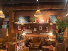 -巴卤社老火锅(财富店)