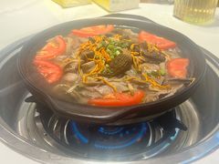 -乡土特色.冷锅鱼.牦牛肉汤锅