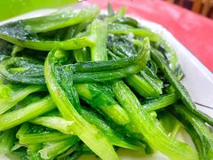 -银峰农庄·特色烧鸡·鲜无花果浸鸡