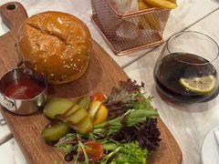 -上海西藏大厦万怡酒店Momo Cafe(徐汇店)